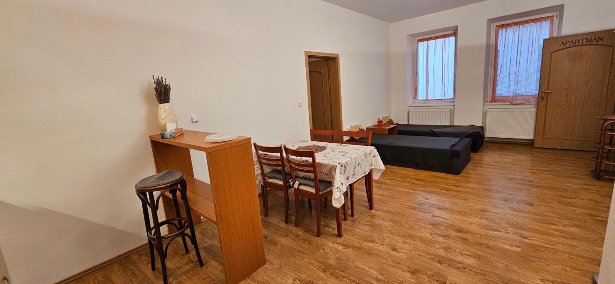 Podzamci Gasthuis 3*